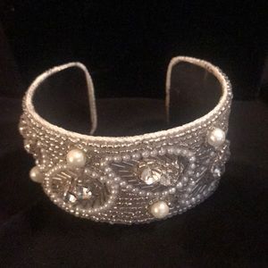 Beautiful Pearl & rhinestone beaded Cuff
